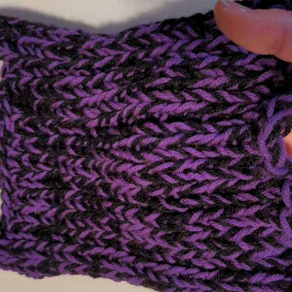 NEW! Handmade Knit Balaclava Black Purple 100% Acrylic Yarn OSFM - Picture 5 of 6